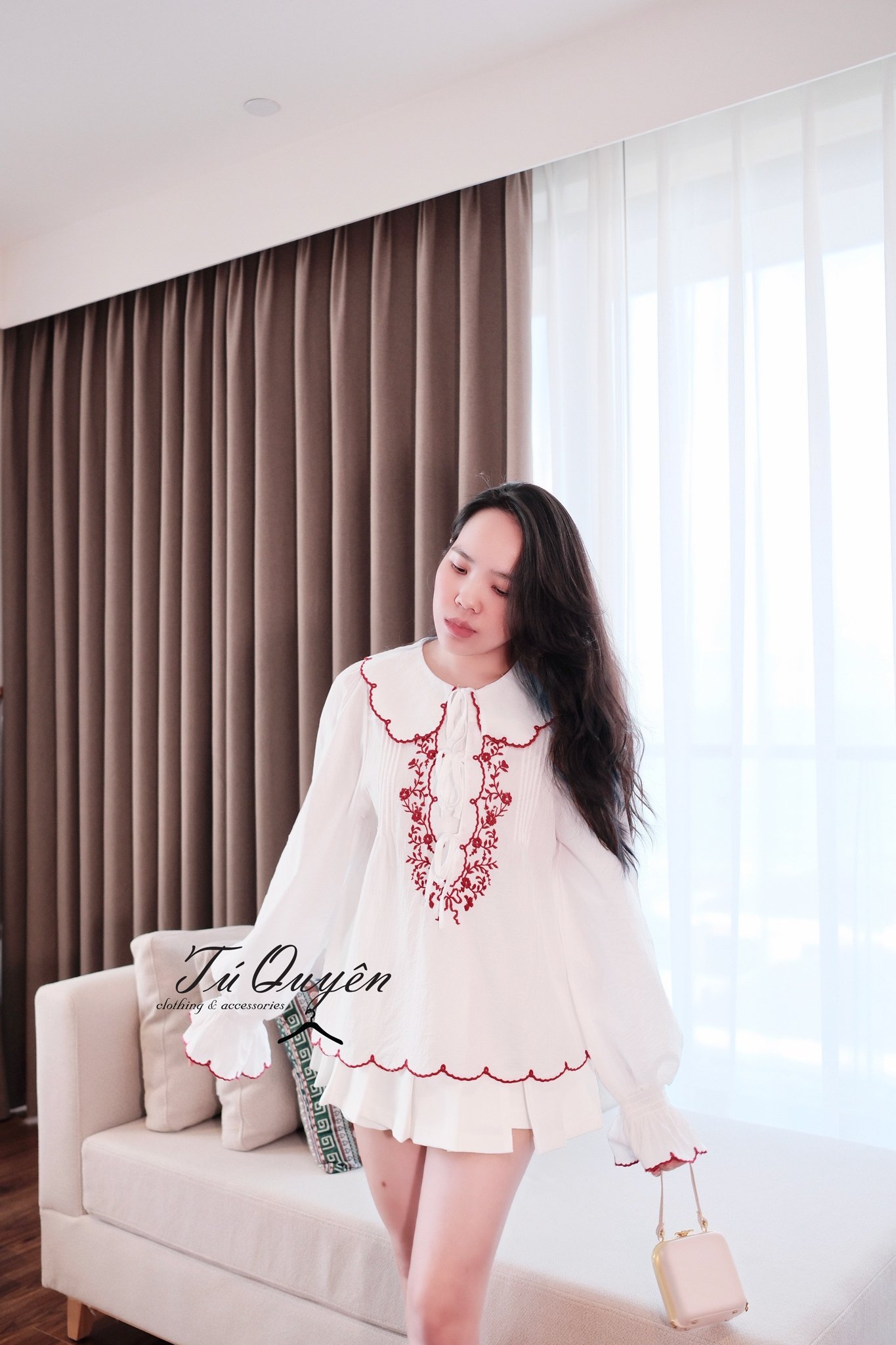 Áo Sơ Mi Nữ Cổ Sen Thêu Hoa Buộc Nơ Tay Dài Thanh Lịch Phong Cách Vintage - Ảnh 3
