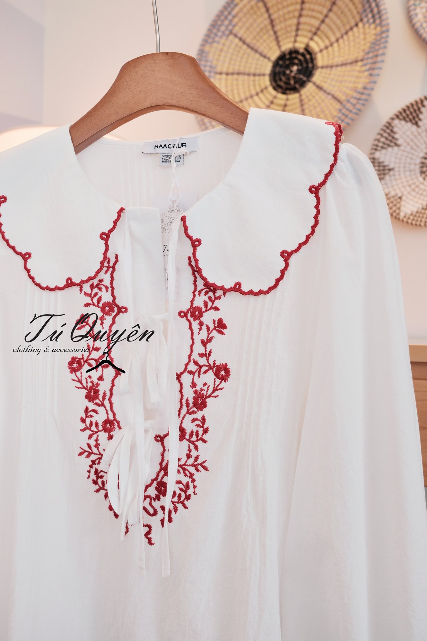 Áo Sơ Mi Nữ Cổ Sen Thêu Hoa Buộc Nơ Tay Dài Thanh Lịch Phong Cách Vintage - Ảnh 5