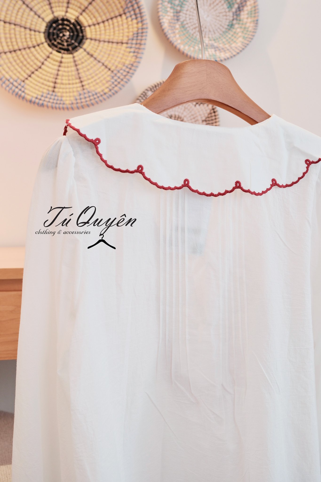 Áo Sơ Mi Nữ Cổ Sen Thêu Hoa Buộc Nơ Tay Dài Thanh Lịch Phong Cách Vintage - Ảnh 6