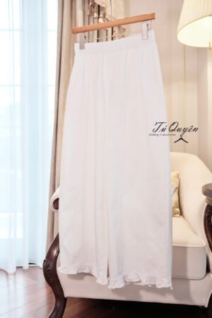 Quần Baggy Nữ Ống Suông Vải Thô Lưng Thun Phối Gấu Bèo Tinh Tế – Phong Cách Thanh Lịch Thoải Mái Đi Chơi