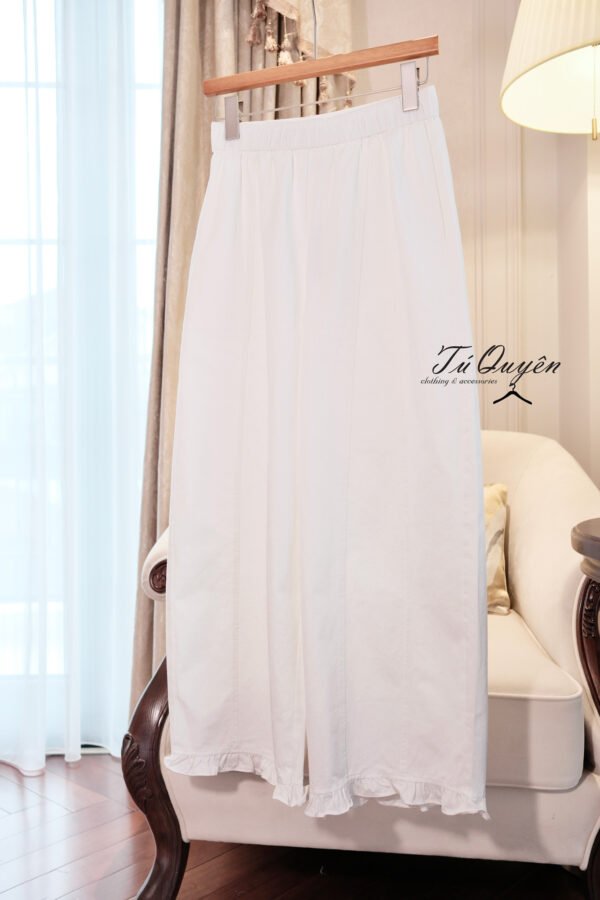 Quần Baggy Nữ Ống Suông Vải Thô Lưng Thun Phối Gấu Bèo Tinh Tế – Phong Cách Thanh Lịch Thoải Mái Đi Chơi