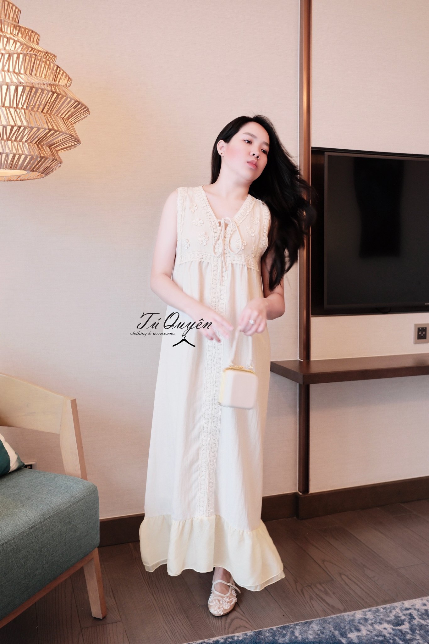 Váy Maxi Cổ V Sát Nách Thêu Hoa Thanh Lịch Đuôi Cá Voan – Phong Cách Du Lịch Hè Thoáng Mát", - Ảnh 8