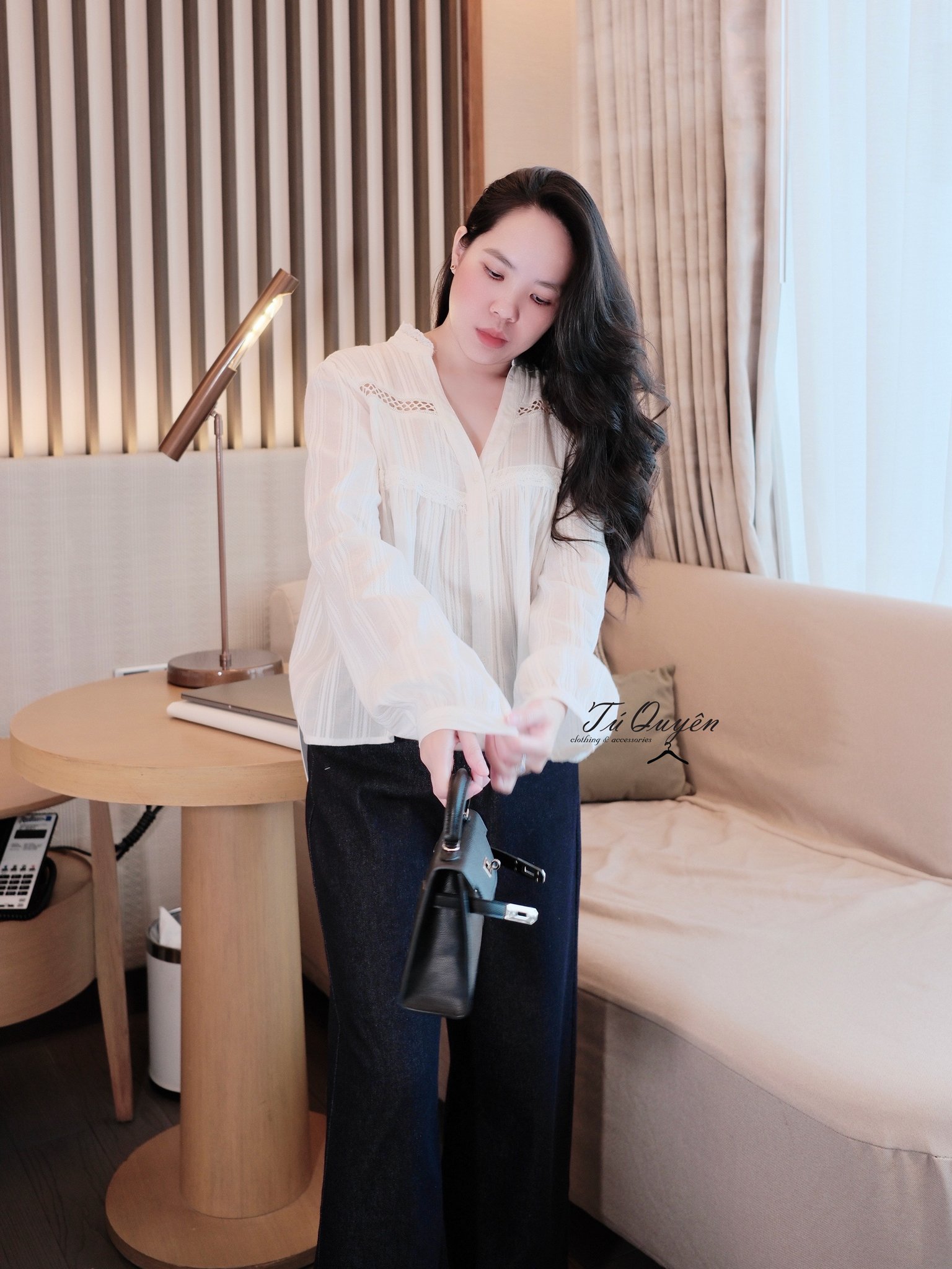 Áo Sơ Mi Nữ Kiểu Cổ V Phối Ren Tay Dài Croptop Thanh Lịch Sọc - Thời Trang Công Sở, Dạo Phố, Hàng Ngày", - Ảnh 2