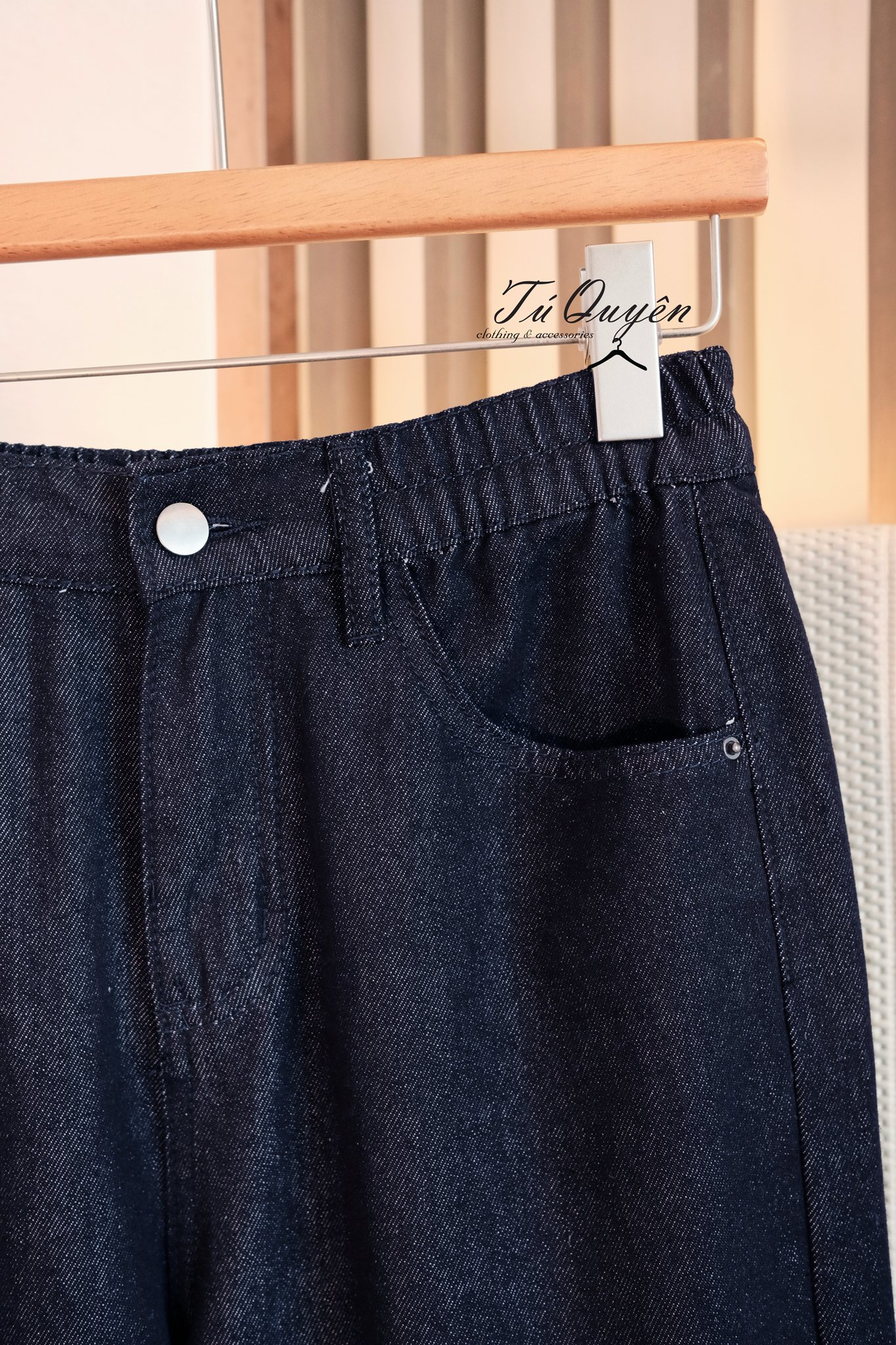 Quần Baggy Jean Nữ Lưng Chun Gấu Bèo Dáng Rộng Thoải Mái, Phong Cách Năng Động - Item Hot Đi Chơi, Dạo Phố - Ảnh 2