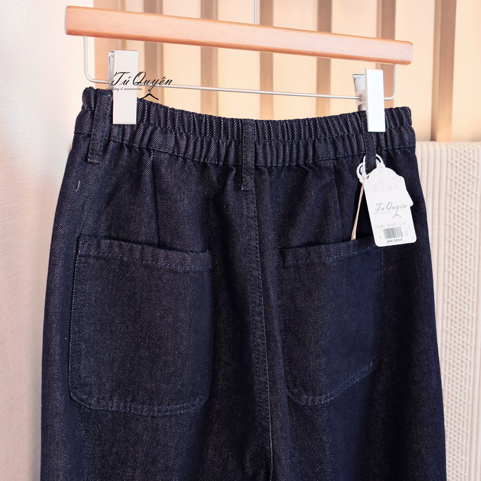 Quần Baggy Jean Nữ Lưng Chun Gấu Bèo Dáng Rộng Thoải Mái, Phong Cách Năng Động - Item Hot Đi Chơi, Dạo Phố - Ảnh 3