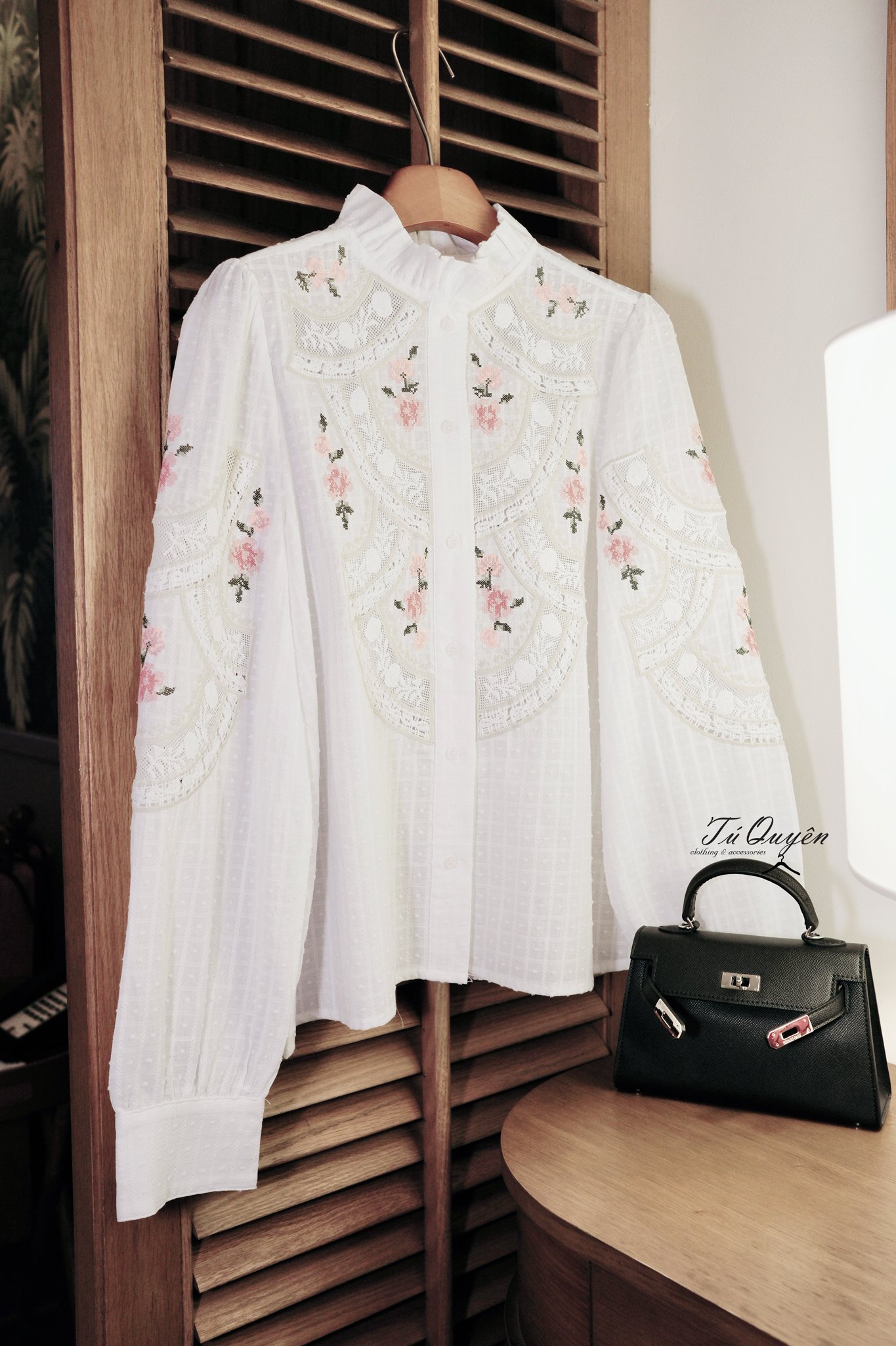 Áo Sơ Mi Nữ Cao Cấp Cổ Bèo Thêu Hoa Dịu Dàng | Thanh Lịch, Đi Tiệc, Du Lịch - Ảnh 8