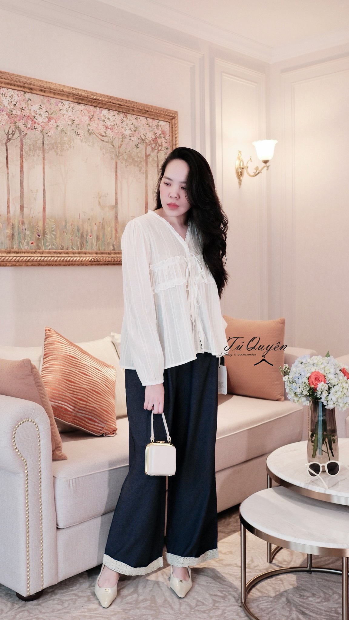 Áo Sơ Mi Kiểu Nữ Cổ V Nhún Ngực Dây Buộc Thanh Lịch Form Rộng Thoải Mái, Tay Dài Sang Trọng